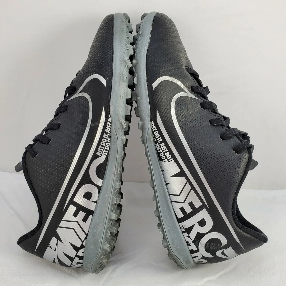 Nike youth mercurial